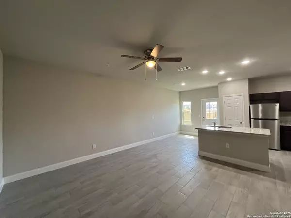 Live Oak, TX 78233,13313 Reid Meadows