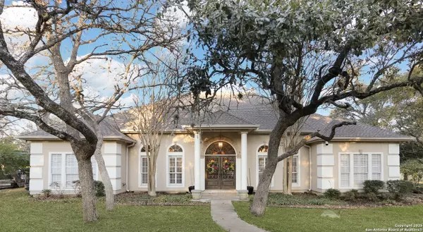 136 FALLING WATER DR, Spring Branch, TX 78070-5659