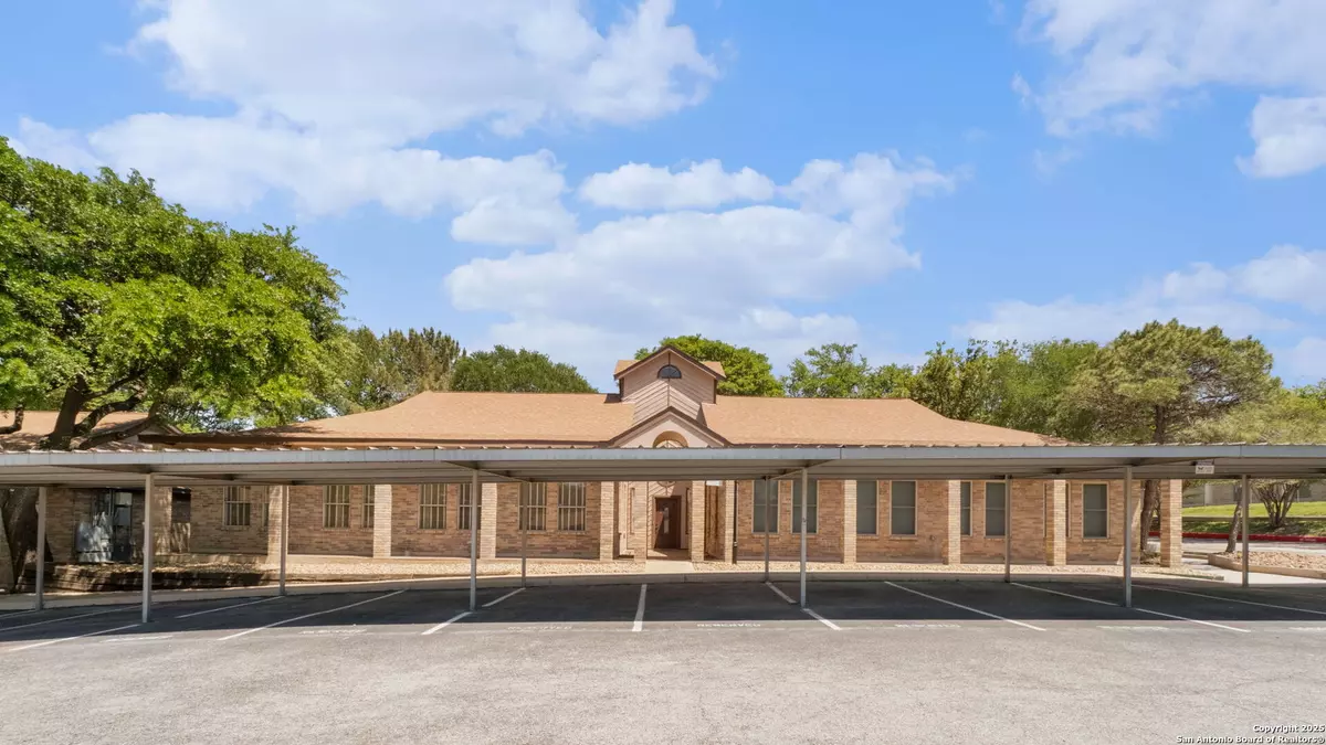 San Antonio, TX 78240,8627 Cinnamon Creek UNIT 301