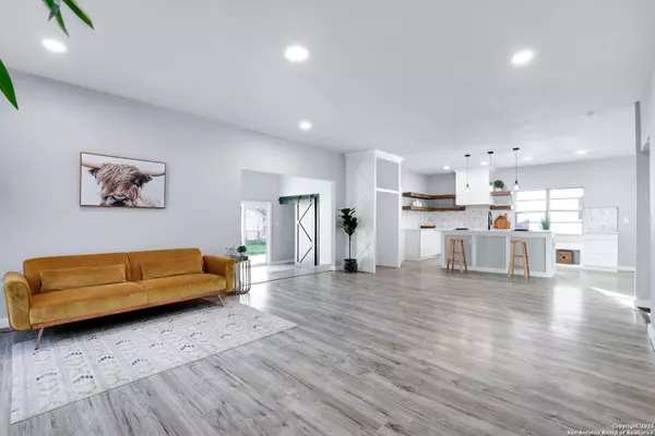 1714 Mistletoe, San Antonio, TX 78201