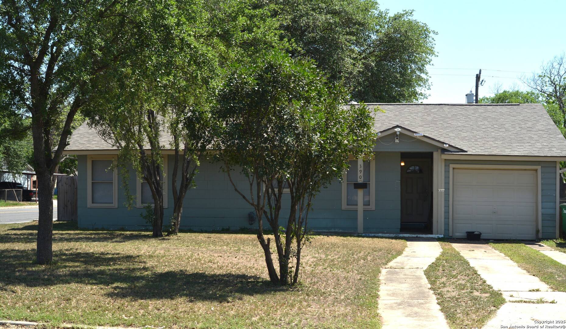 San Antonio, TX 78223,390 Harcourt