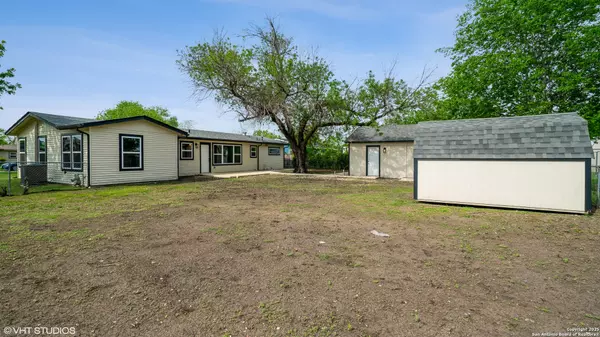 San Antonio, TX 78223,243 Pool