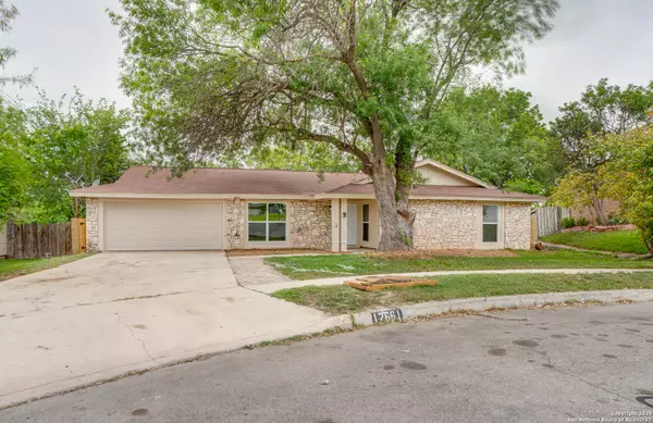 Live Oak, TX 78233,12661 King Oaks