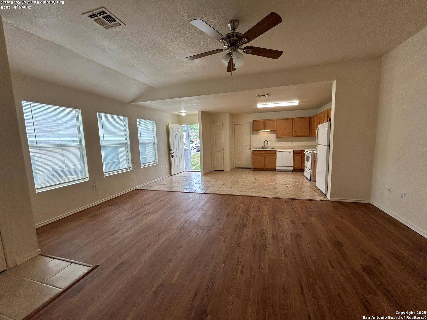 San Antonio, TX 78233-6839,4407 Terra Summit Rd
