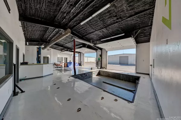 Kerrville, TX 78028,110 Eds Way