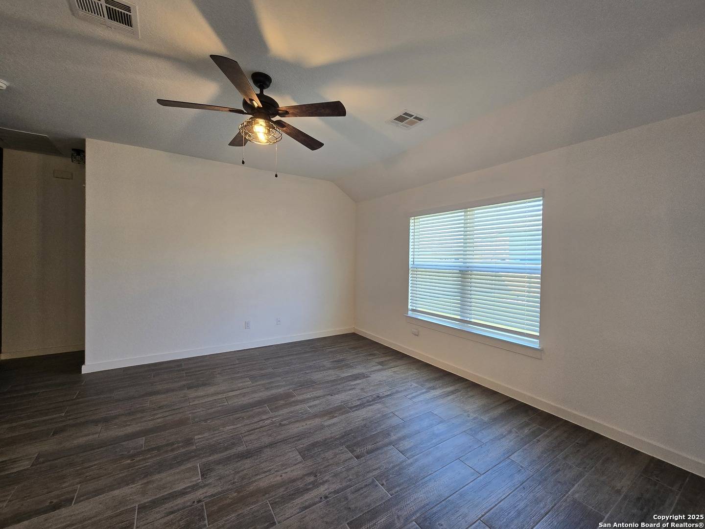 New Braunfels, TX 78130-7418,3976 LEGEND MDWS