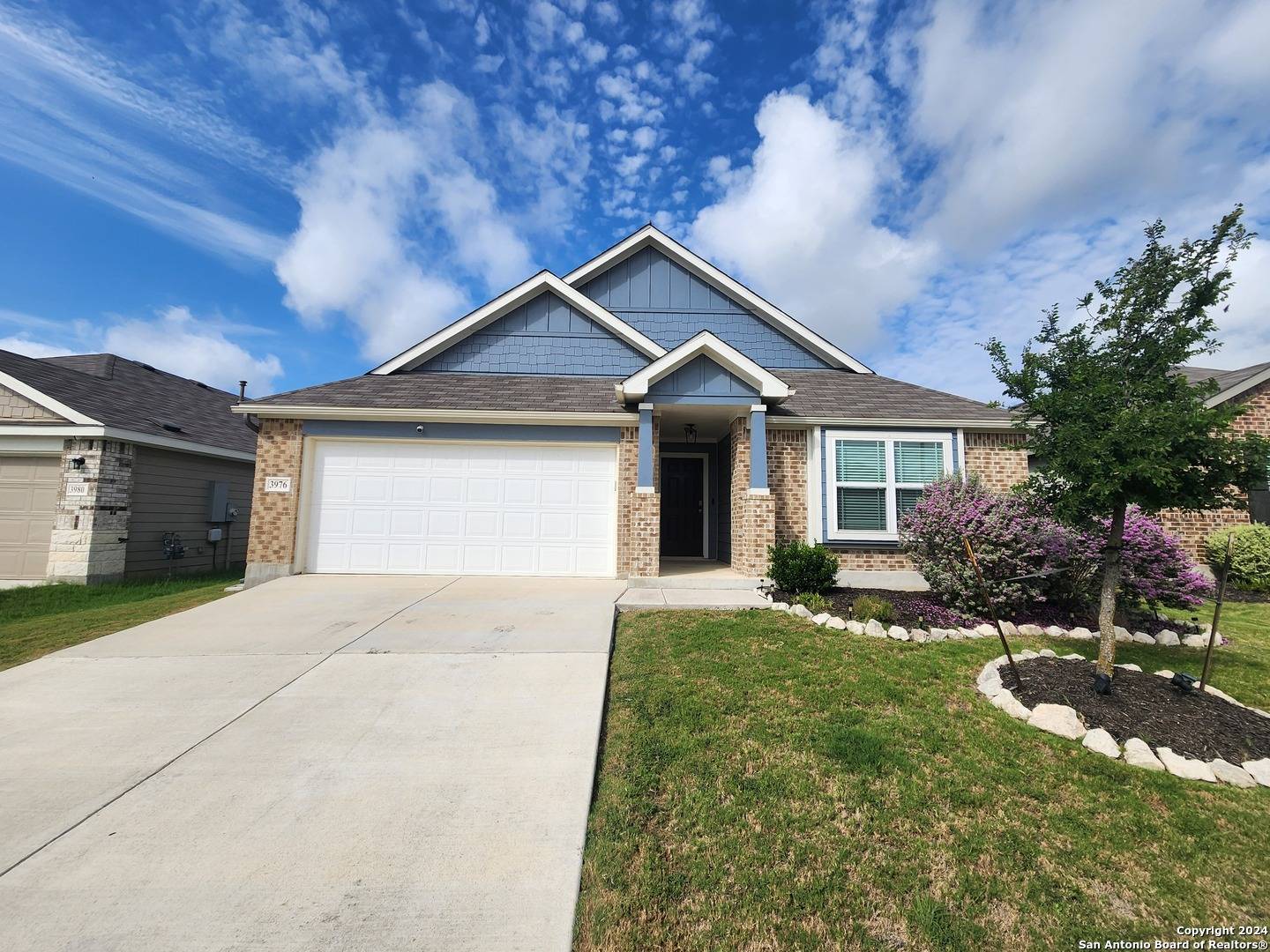 3976 LEGEND MDWS, New Braunfels, TX 78130-7418
