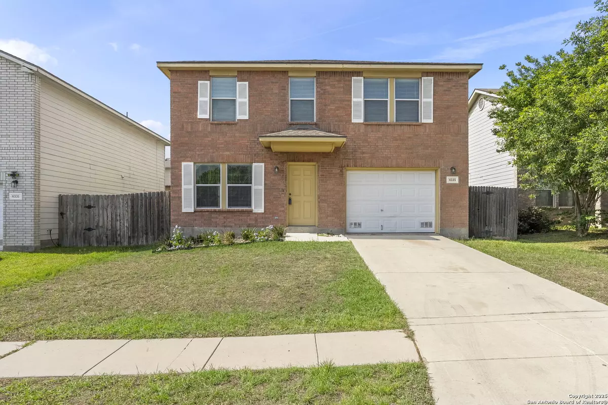 San Antonio, TX 78244,6335 fence crossing