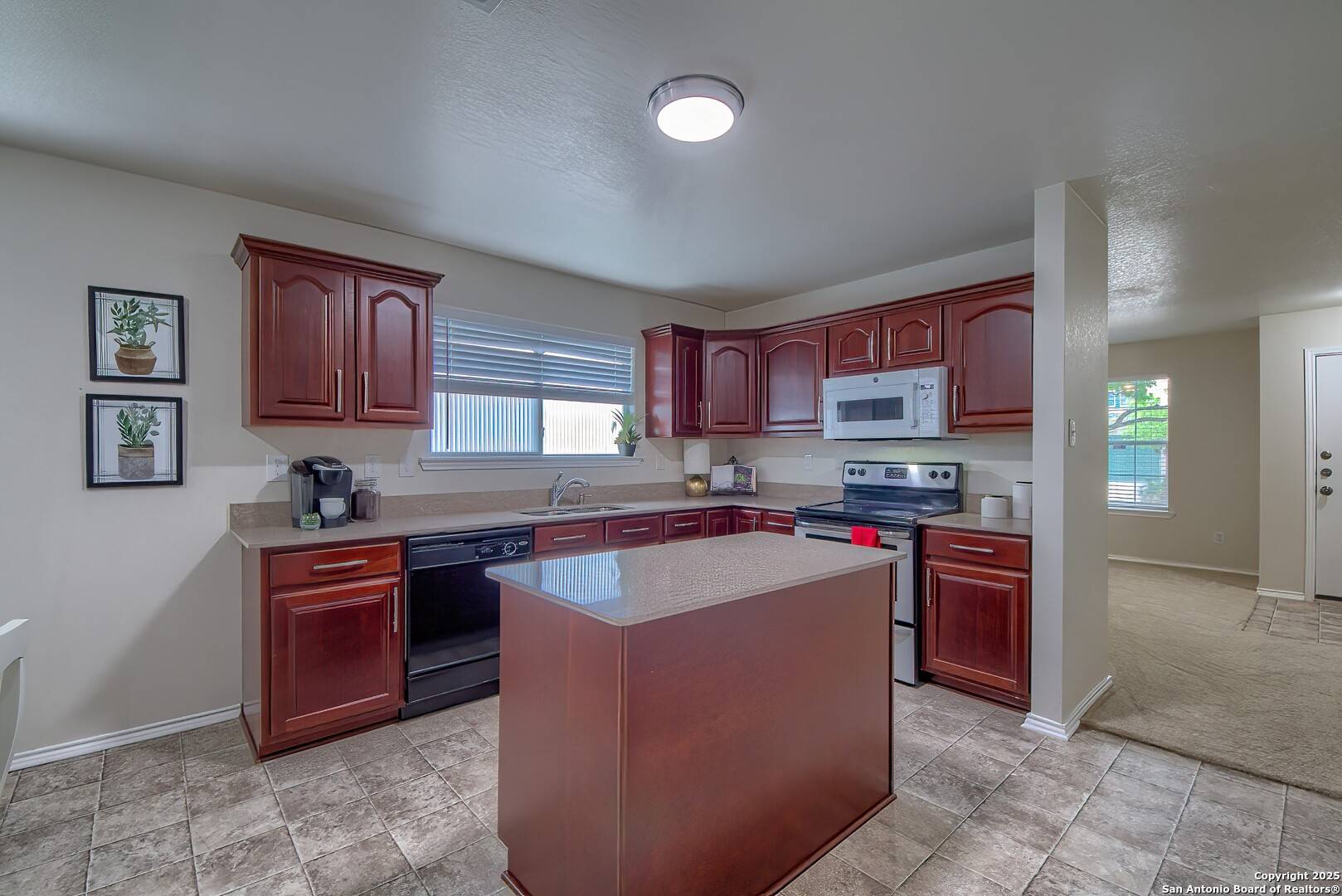 San Antonio, TX 78249,5822 Trent Ranch