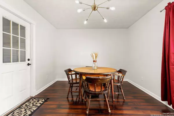 New Braunfels, TX 78130,1232 Rivercrest