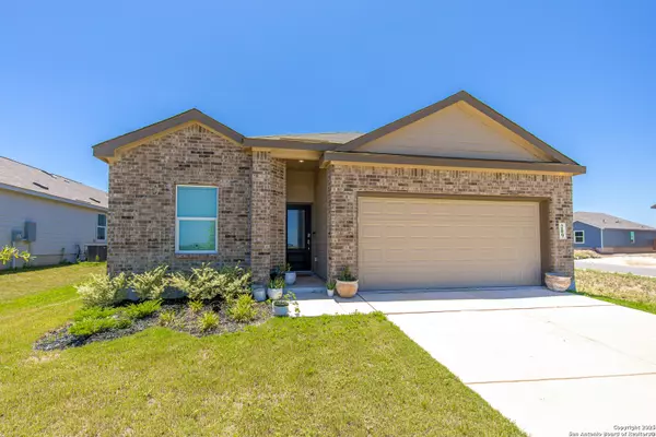 Seguin, TX 78155,209 Wolf Crest