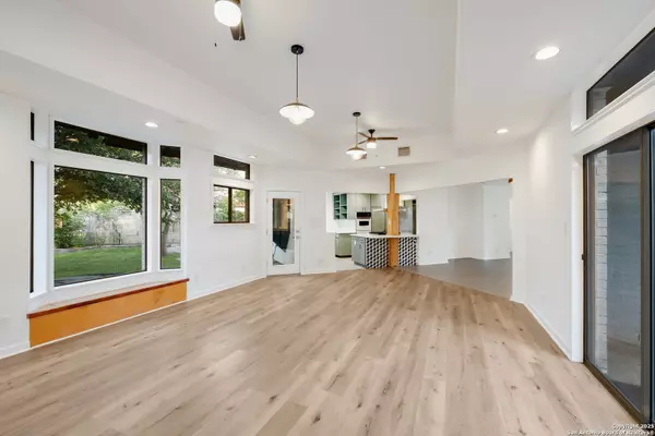 Boerne, TX 78006,120 Dawn