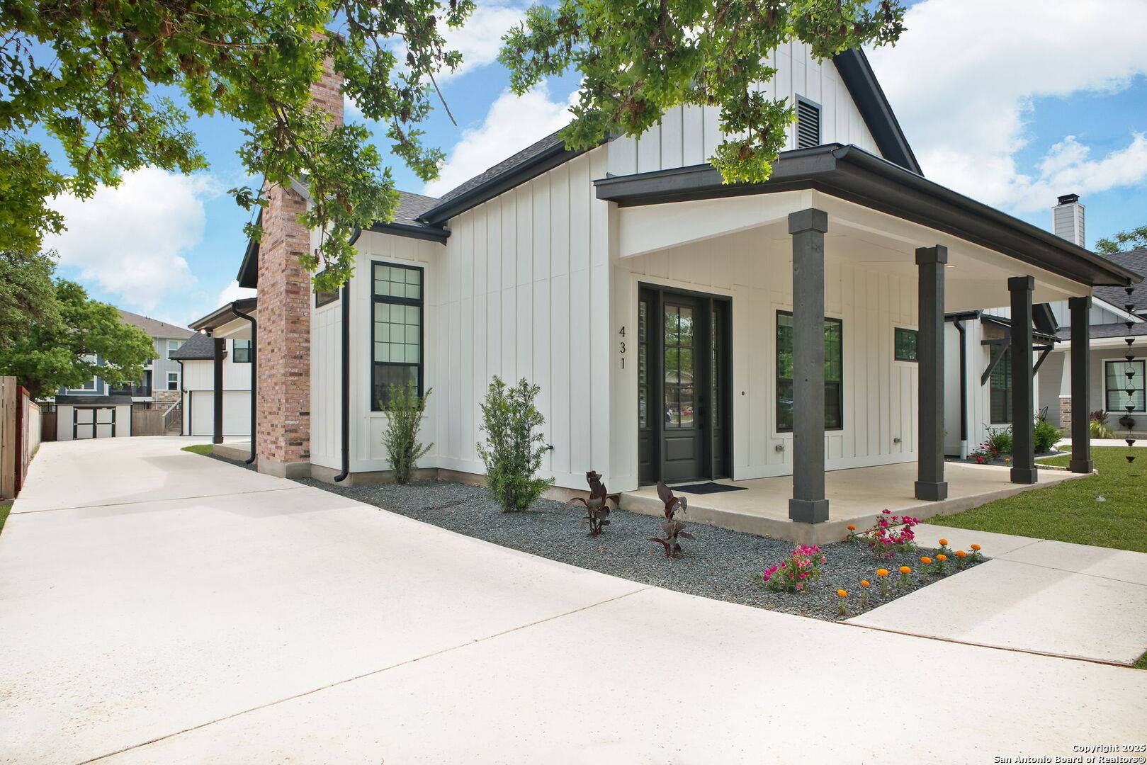 Boerne, TX 78006,431 Bandera Rd