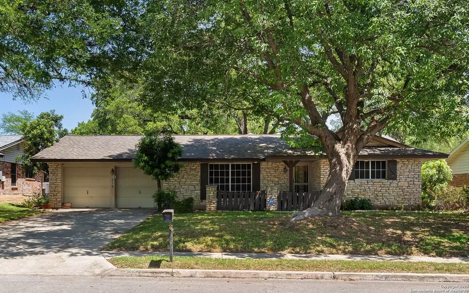 310 Quivira, Universal City, TX 78148