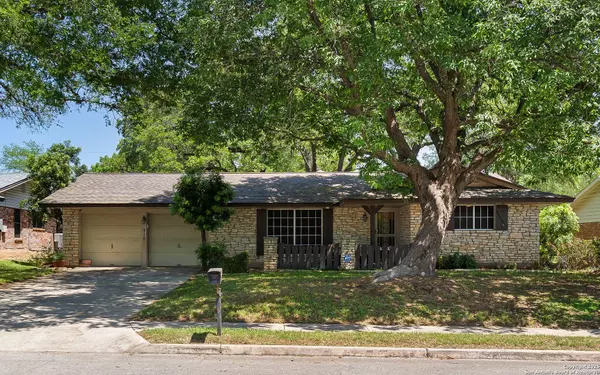 310 Quivira, Universal City, TX 78148