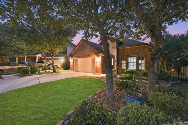 Helotes, TX 78023,10610 Carmona