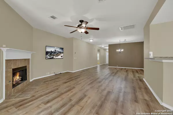 Selma, TX 78154,15619 hastings