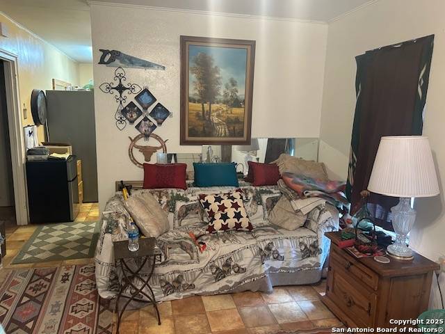 Sabinal, TX 78881,404 Polk