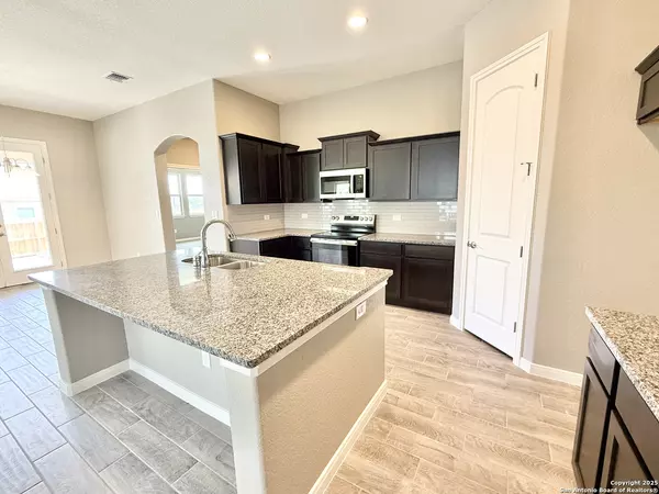 Pleasanton, TX 78064,200 Valley Forge