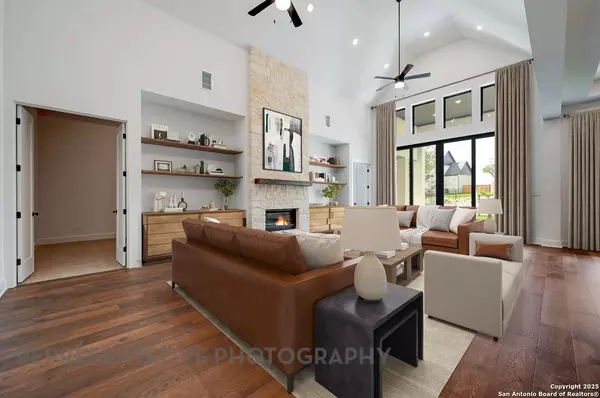 San Marcos, TX 78666,124 Bigtooth Maple