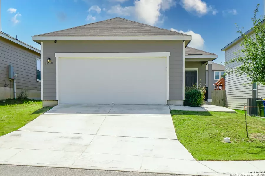 13560 Flower Pond, St Hedwig, TX 78152