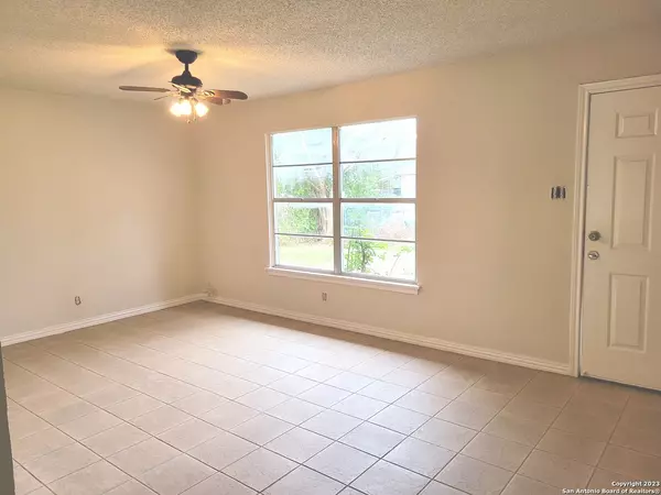 San Antonio, TX 78227,302 Zabra