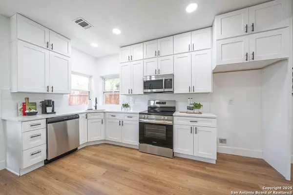 San Antonio, TX 78230,12934 Legend Cave