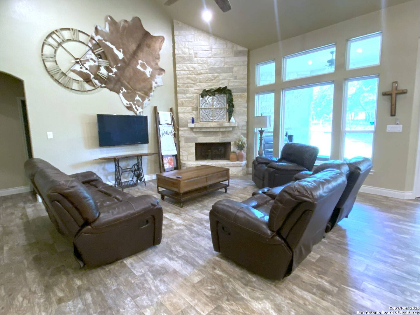 La Vernia, TX 78121,284 Cibolo Ridge