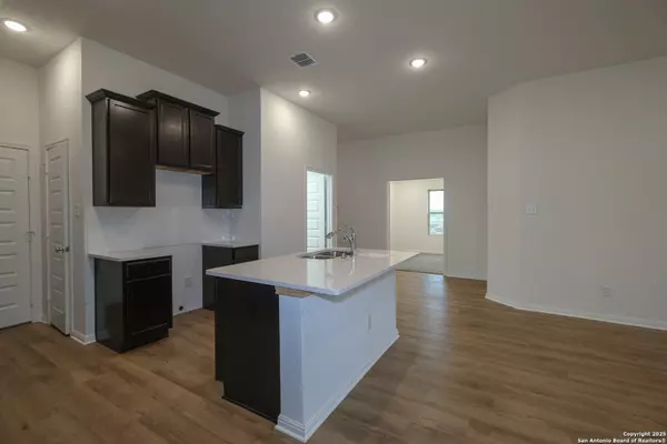 San Antonio, TX 78252,8306 Smithers Avenue