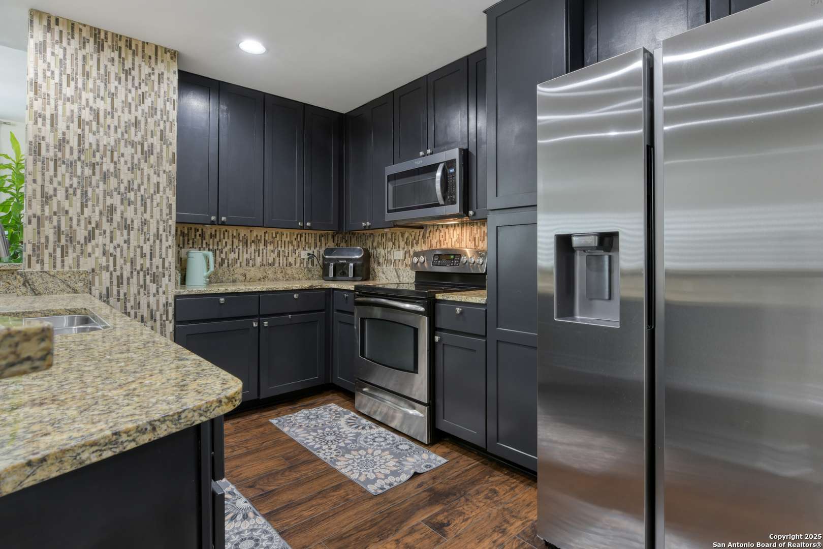 San Antonio, TX 78202,215 Center St. UNIT 206