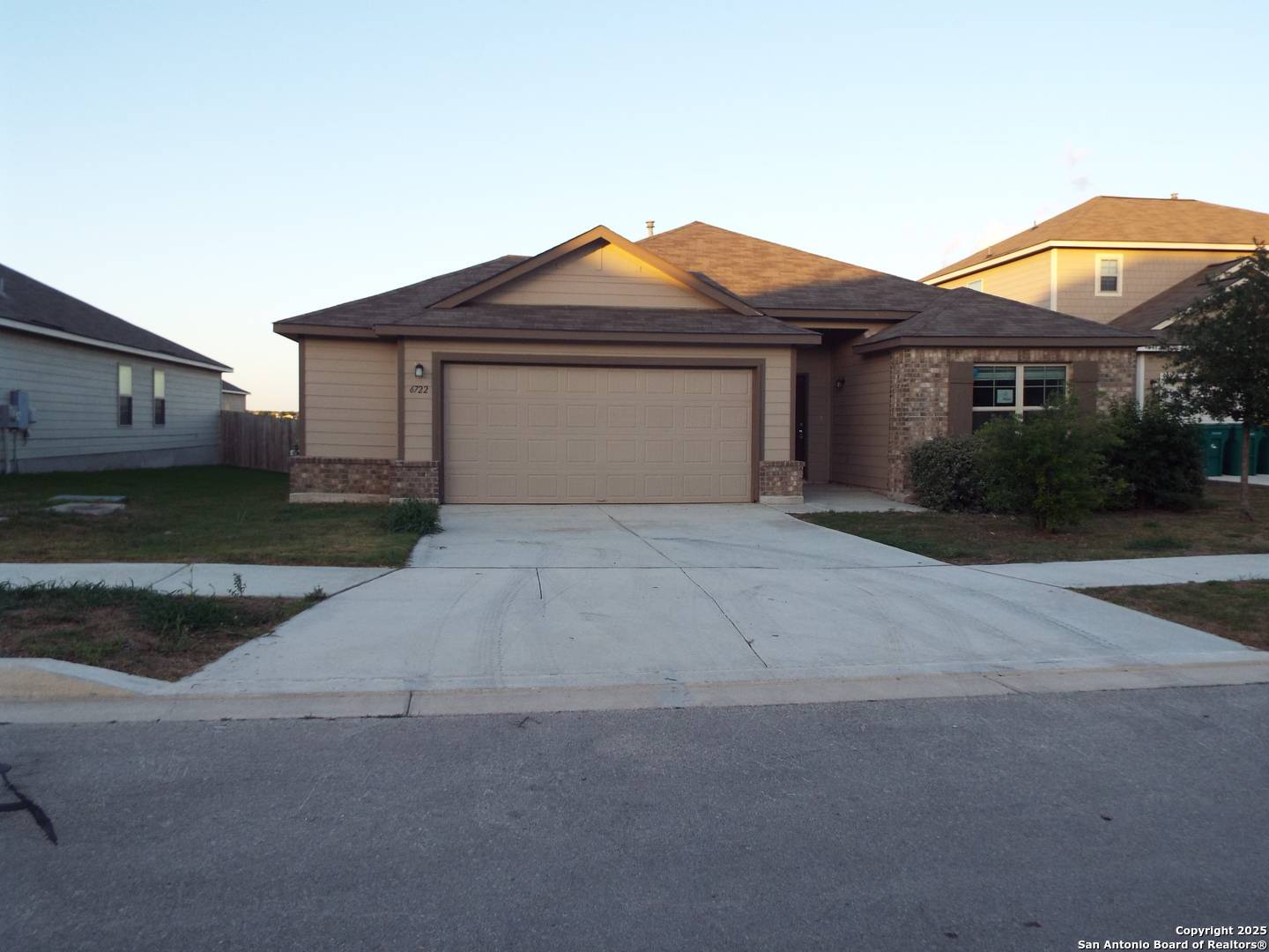6722 Shiraz Way, Converse, TX 78109