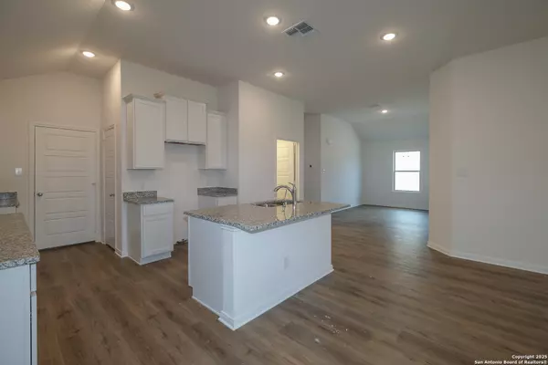 San Antonio, TX 78245,15451 Jake Crossing