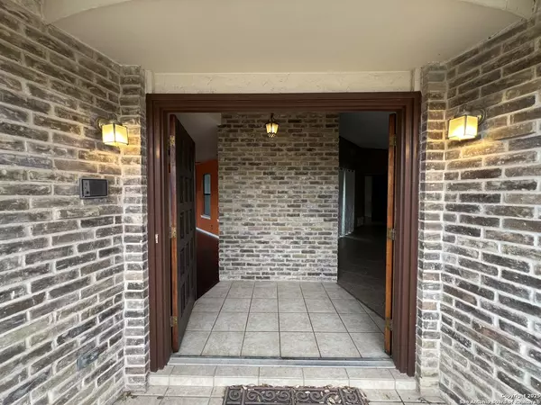 San Antonio, TX 78249,4503 Shavano Woods