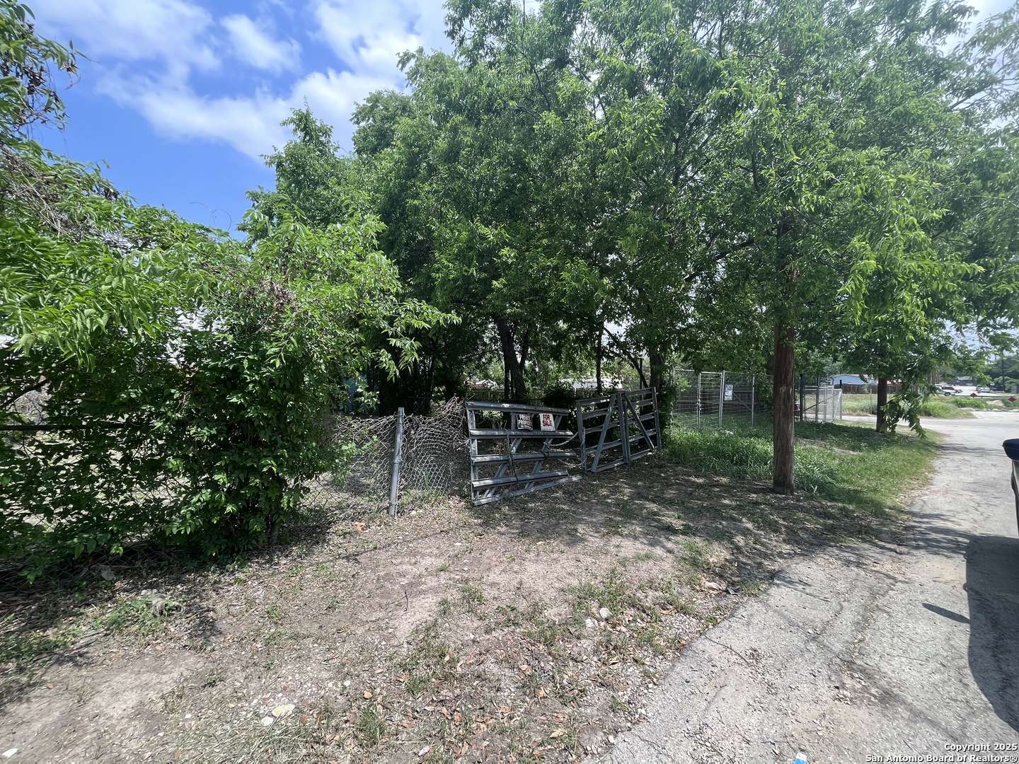 San Antonio, TX 78207,1203 Rivas St 1