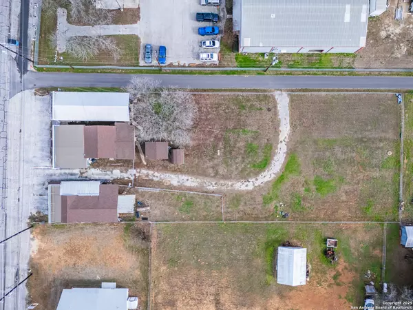 China Grove, TX 78263,7036 US Highway 87