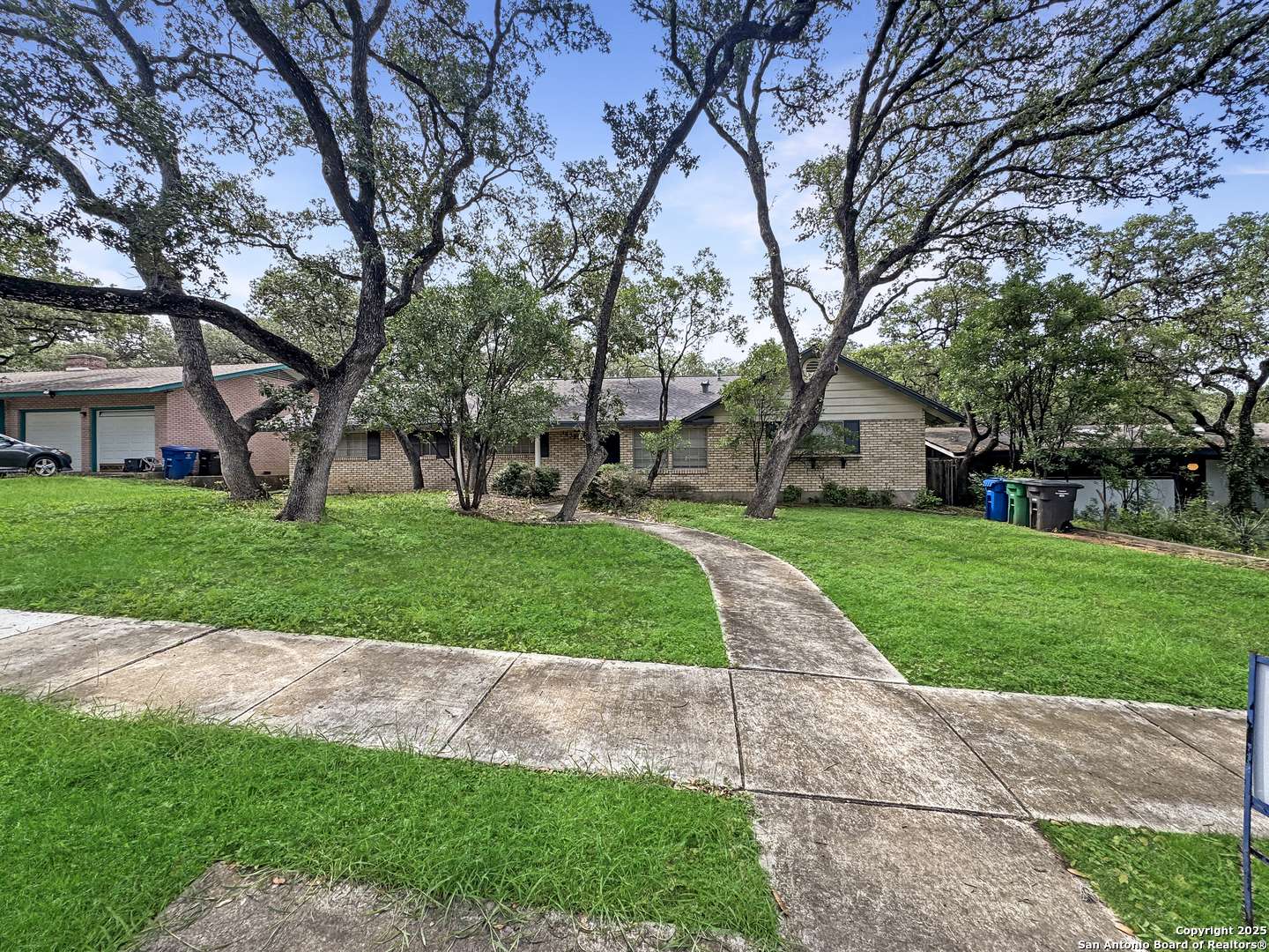 10502 BURR OAK DR, San Antonio, TX 78230-4322