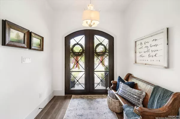 Boerne, TX 78006,407 OGrady Street