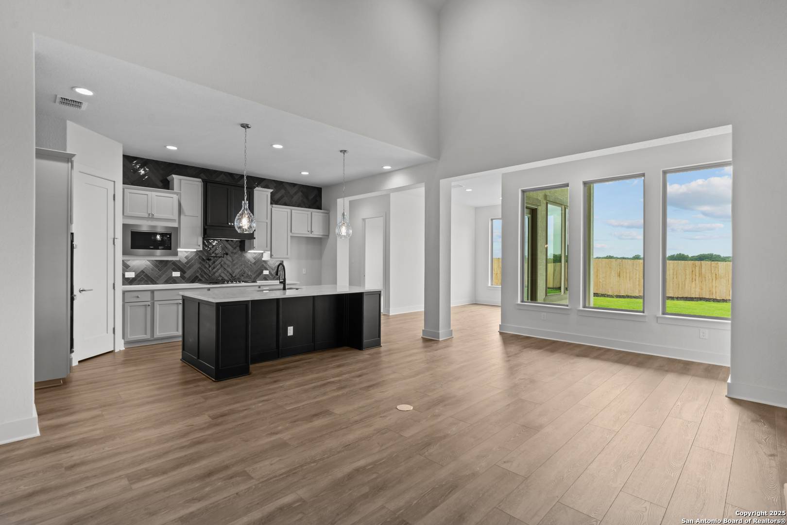 New Braunfels, TX 78130,504 Lac Du Ciel