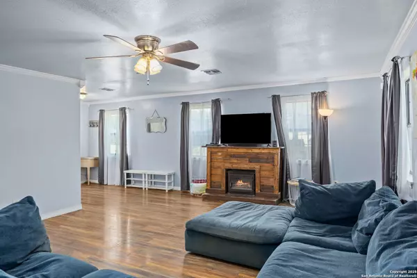 Bandera, TX 78003,904 State Highway 173