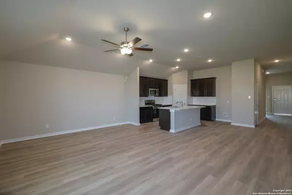 San Antonio, TX 78253,6723 Tasajillo Spring