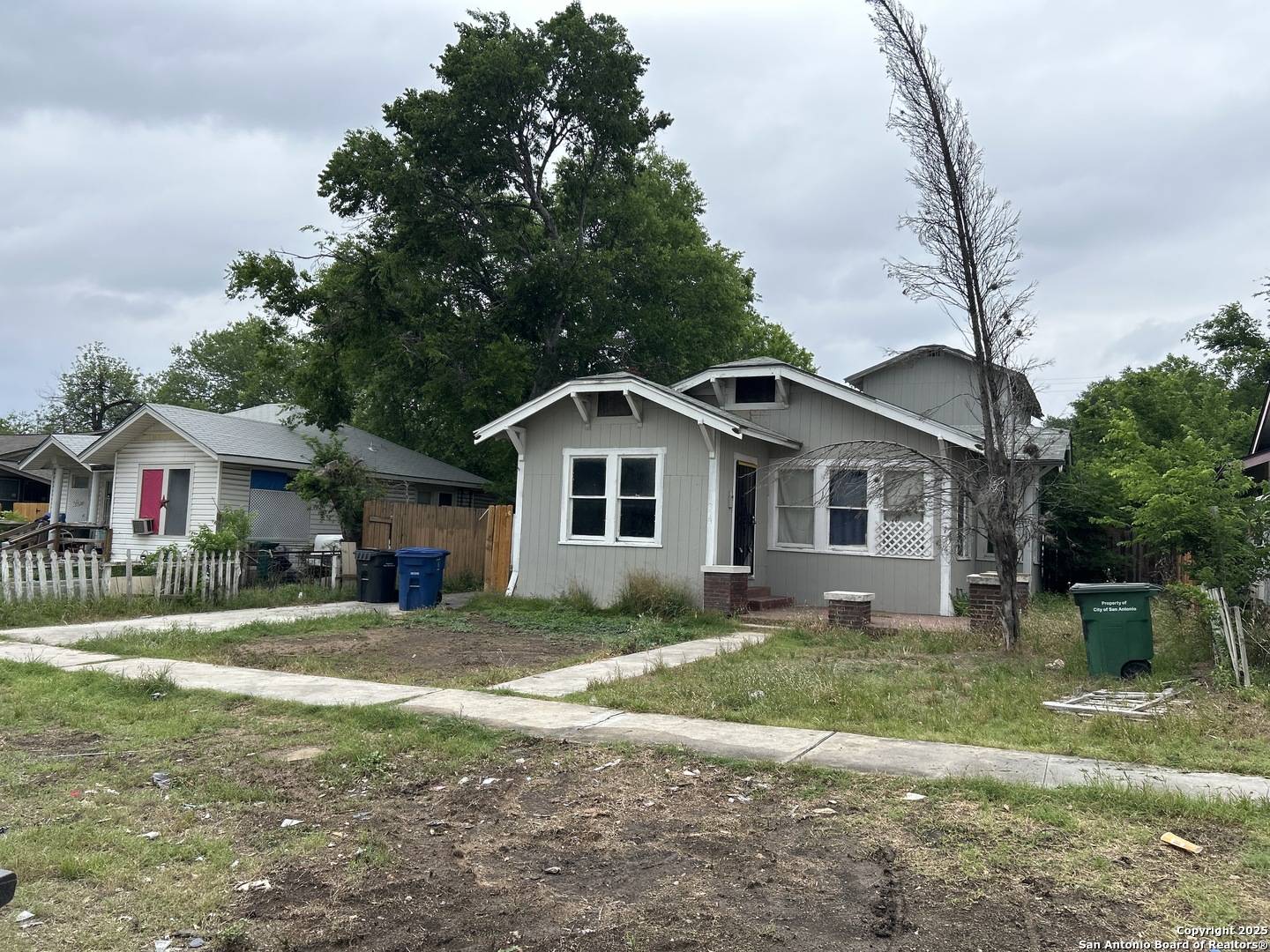 329 Hot Wells, San Antonio, TX 78223