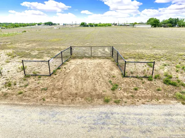 Hondo, TX 78861,LOT 6 CR 343