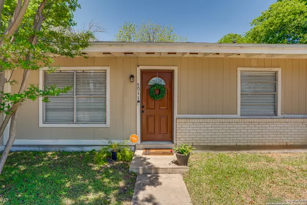 San Antonio, TX 78218,5011 Village Lawn