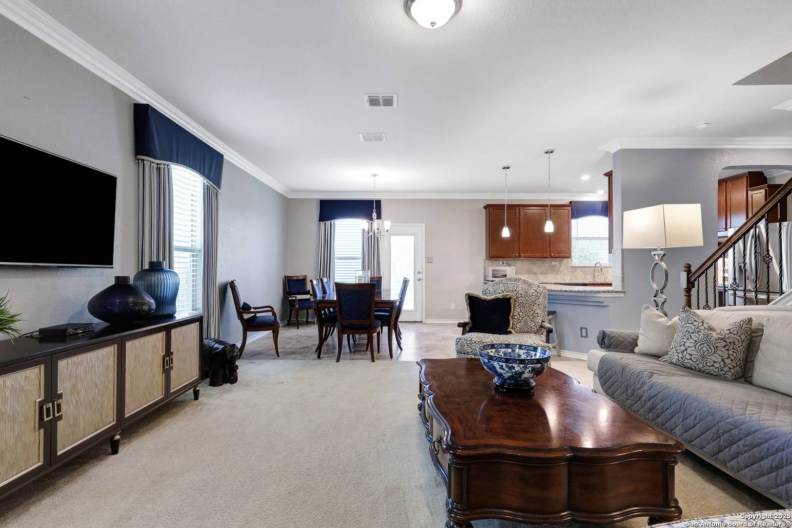 San Antonio, TX 78252,7143 Dulce Meadow