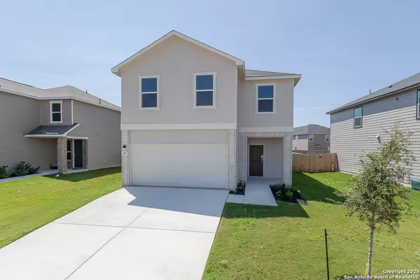 417 PANTHER PASS, Seguin, TX 78155