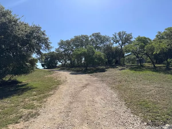 Pipe Creek, TX 78063,2485 Bump Gate