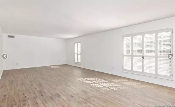 San Antonio, TX 78229,7500 Callaghan UNIT 152