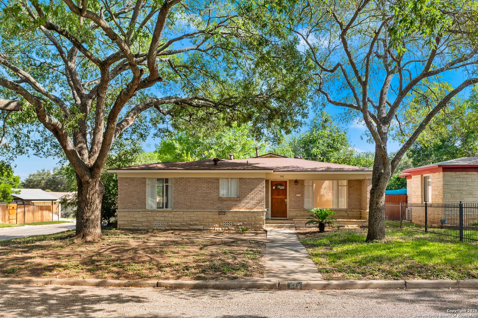 542 Channing, San Antonio, TX 78210