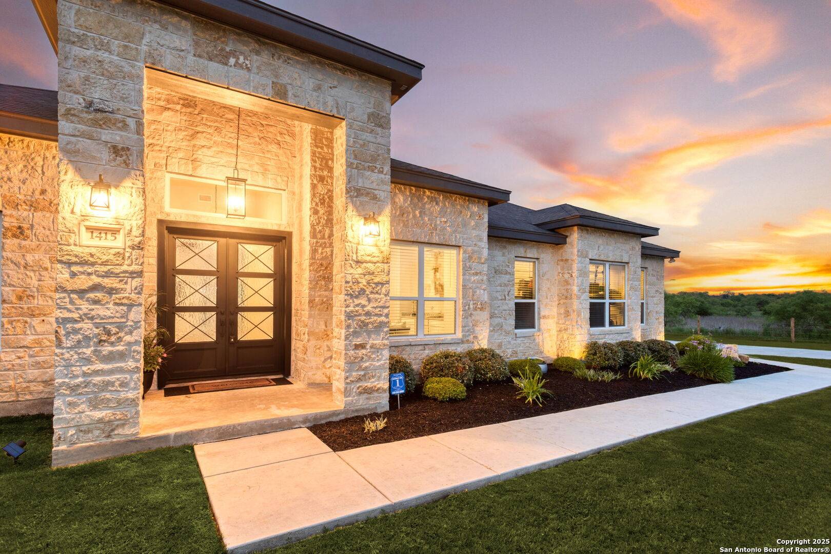 1415 Paladin, Spring Branch, TX 78070