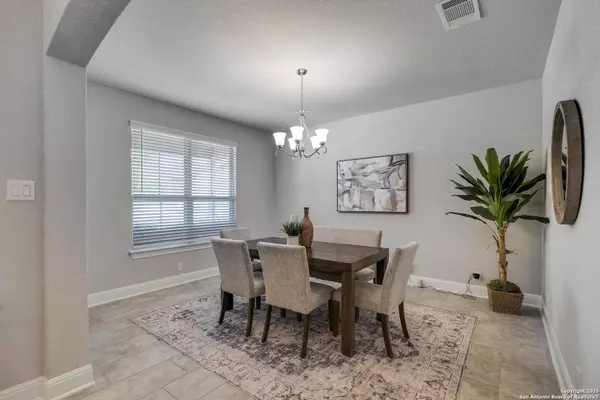 Boerne, TX 78015,27314 Falls Cove